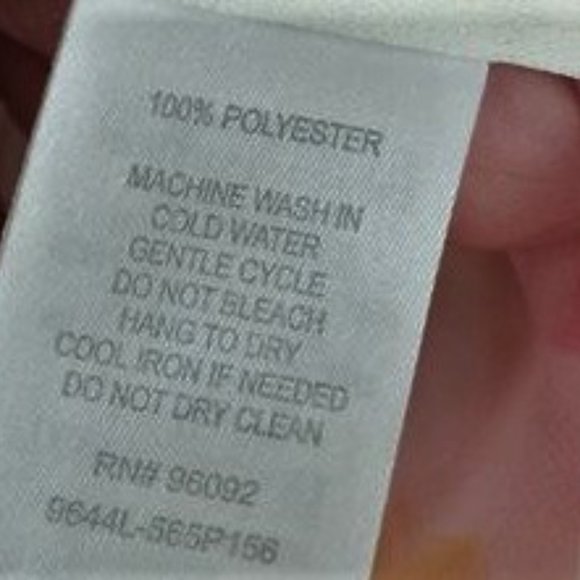 Dalia Collection | Pretty Floral Print Sleeveless Blouse - Picture 7 of 10